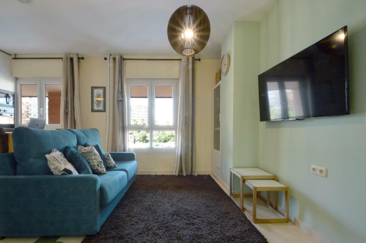 Апартаменты Moderno Apartamento Frente A La Playa Y El Centro Альмерия Экстерьер фото
